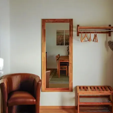 Charmante 3 Whg Mit Terrasse 아파트 샬베우츠